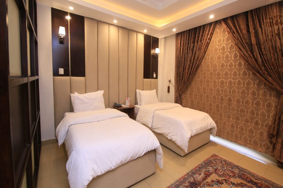Amin Hotel, Peshawar