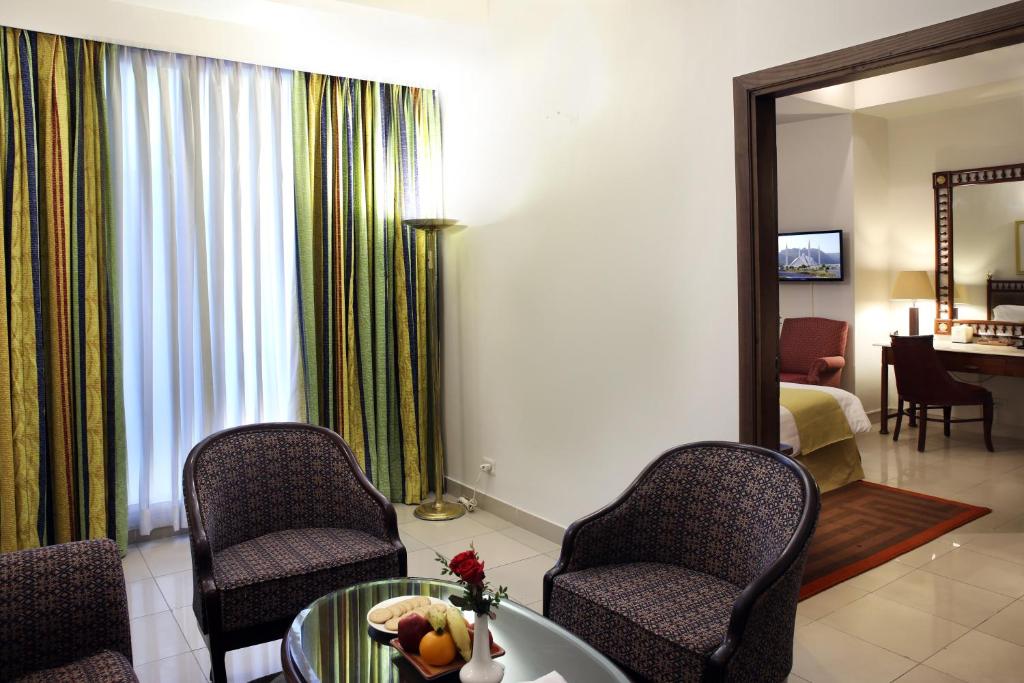 Avari Xpress Islamabad Hotel