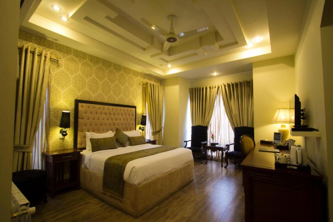 Bella Hotel F-8/4 Islamabad