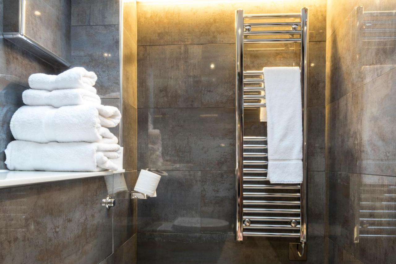 Camden Enterprise Hotel