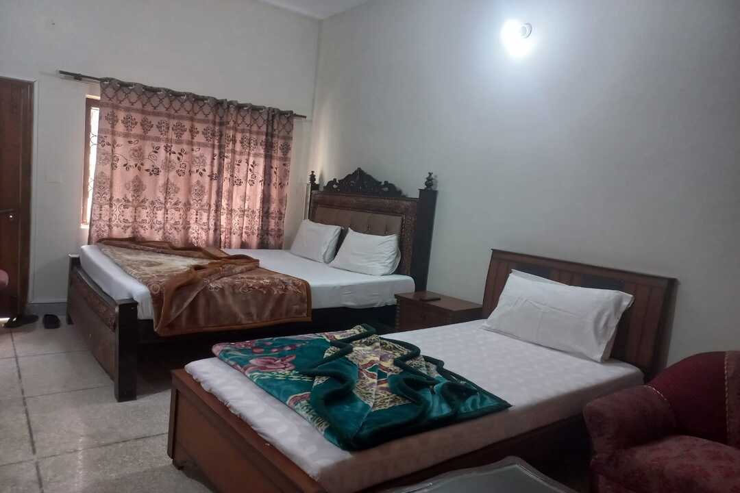 Triple Room