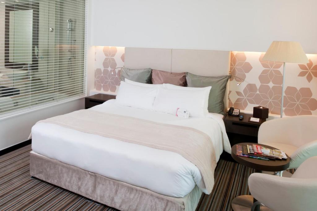 Superior Suite with Plaza View and Free Beach Acce