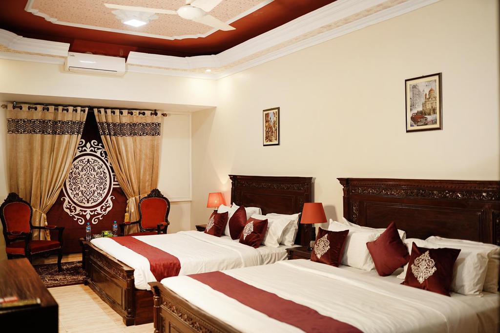 Diamond Lodge, Karachi