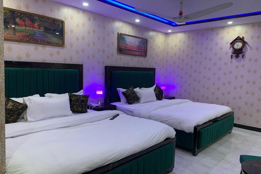 Quad Room