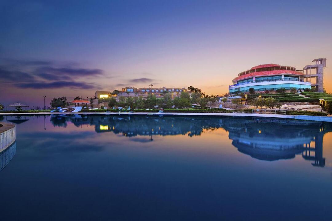Dreamworld Resort, Hotel & Golf Course, Karachi