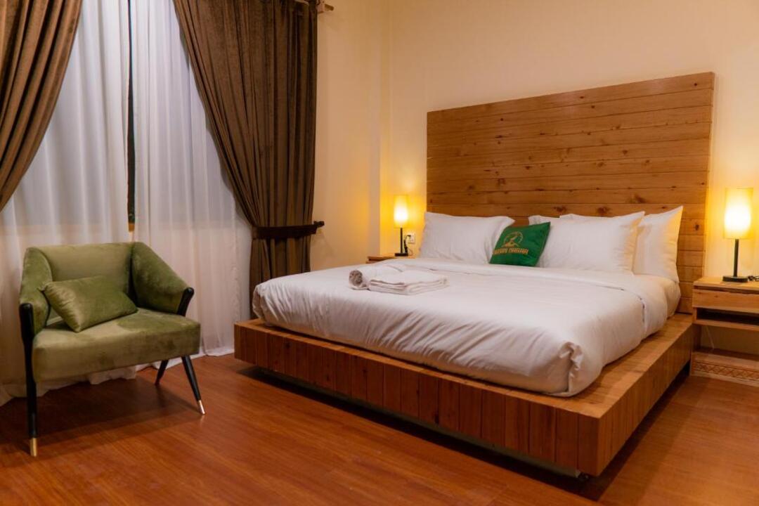 Dumani Nagar Hotel & Resort