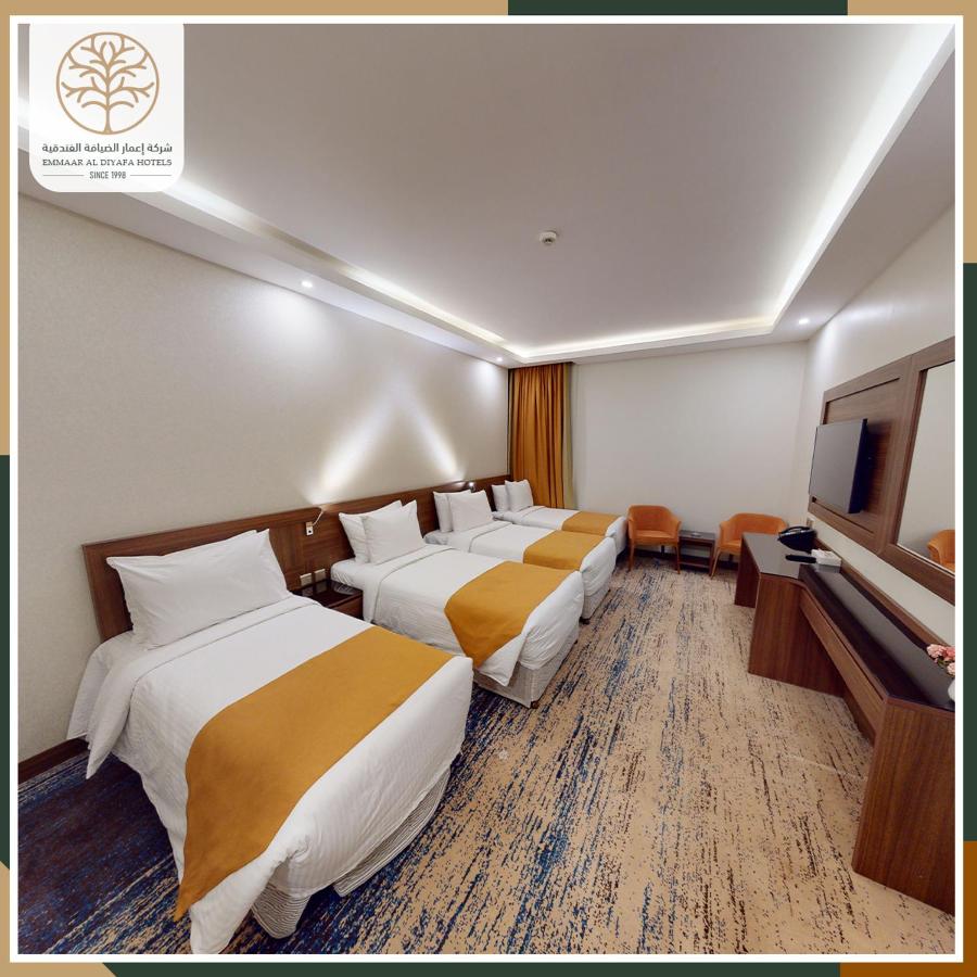 Quad Room