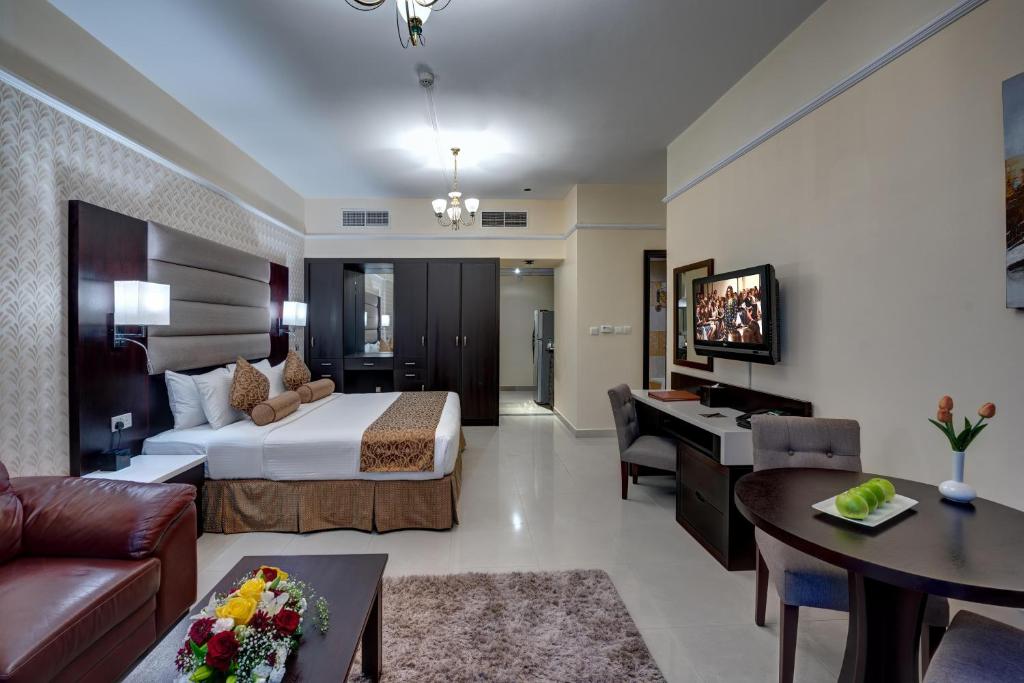 Emirates Grand Hotel