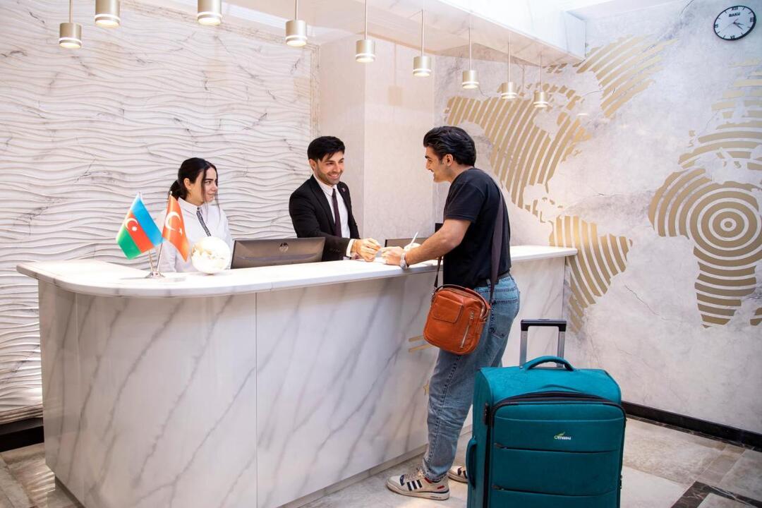 Essam Deluxe Hotel, Baku