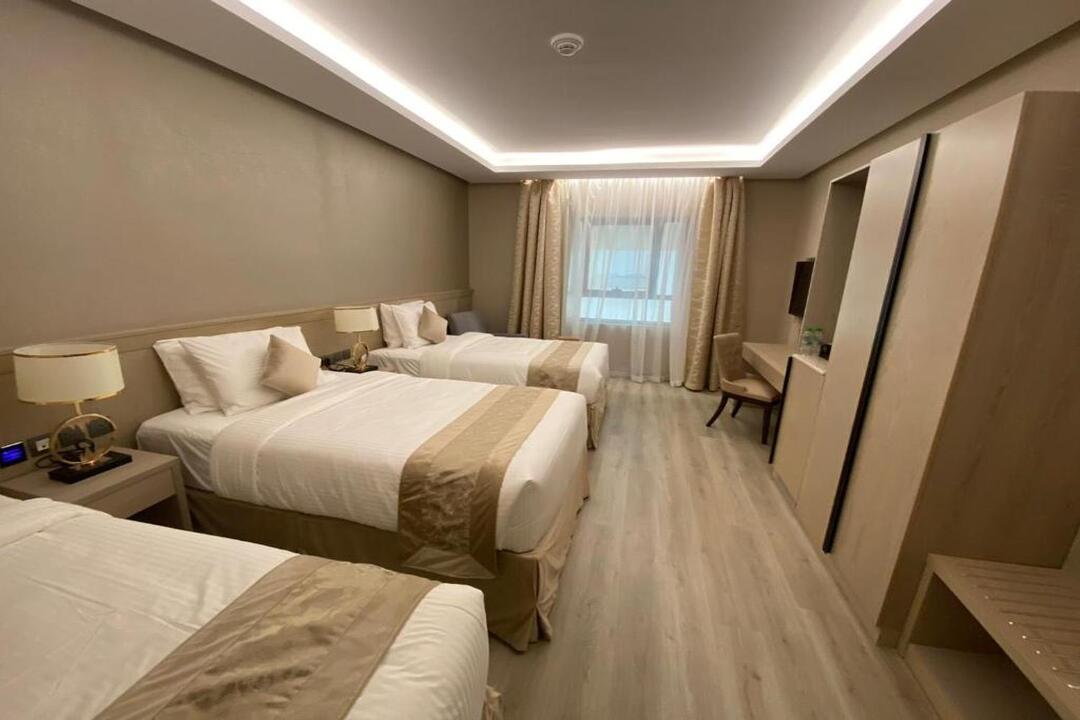 Triple Room City View