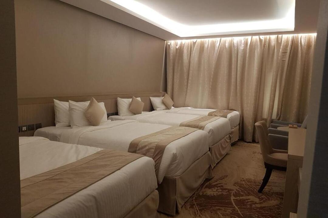 Quad Room