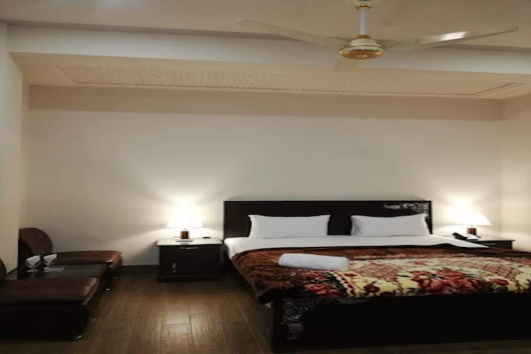 Fine Star Hotel Faisalabad