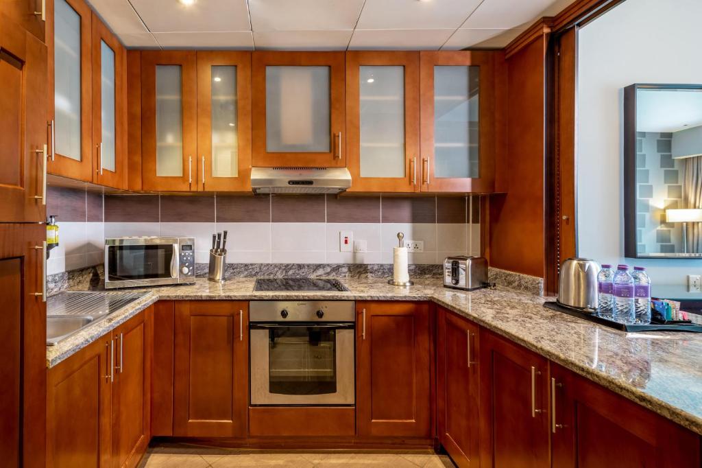 Flora Creek Deluxe Hotel Apartments