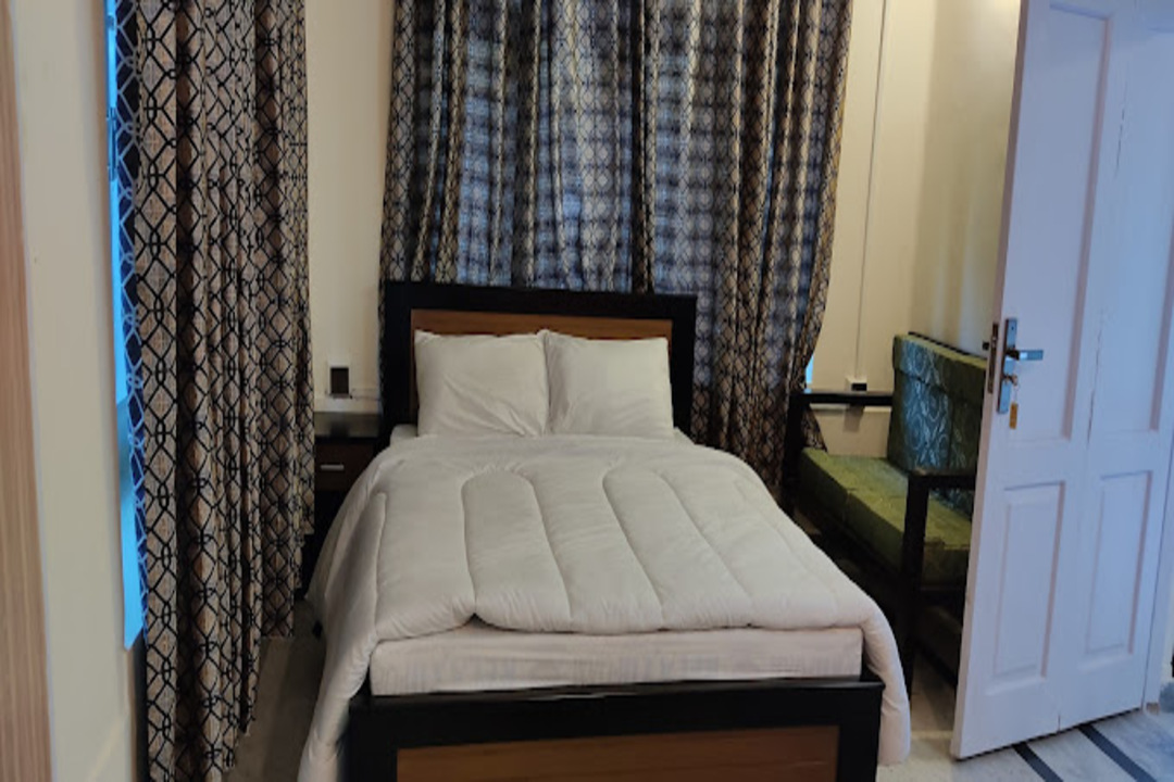 Four Seasons Hotel Bahrain Swat