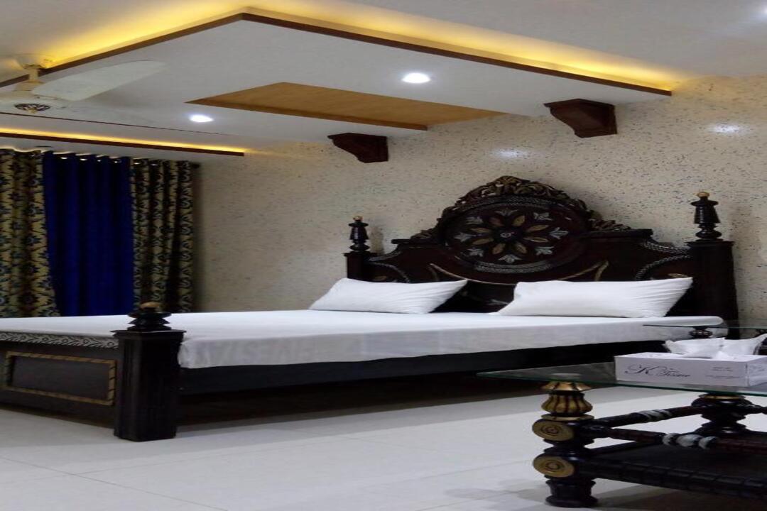 Grand Palace Hotel Lahore