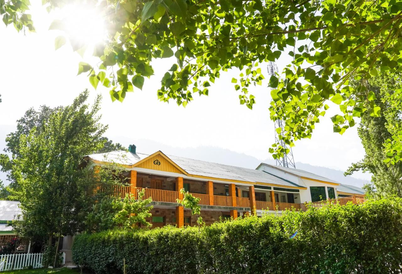 Greens Hotel By Roomy, Kalam