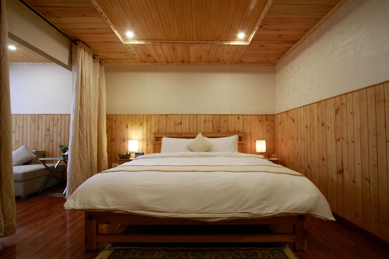 Grey Walls Mountain Huts & Cottages Naran