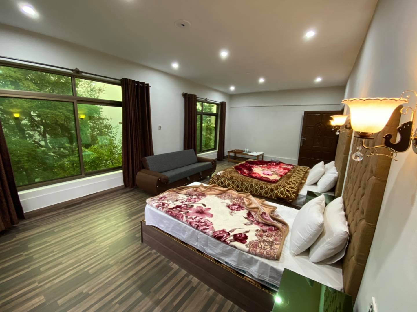 Hill Top Guest House Shogran