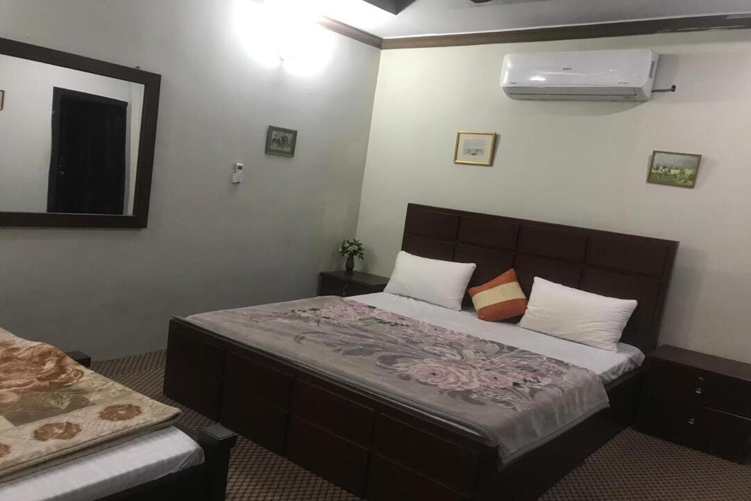HillTop Resort Swat