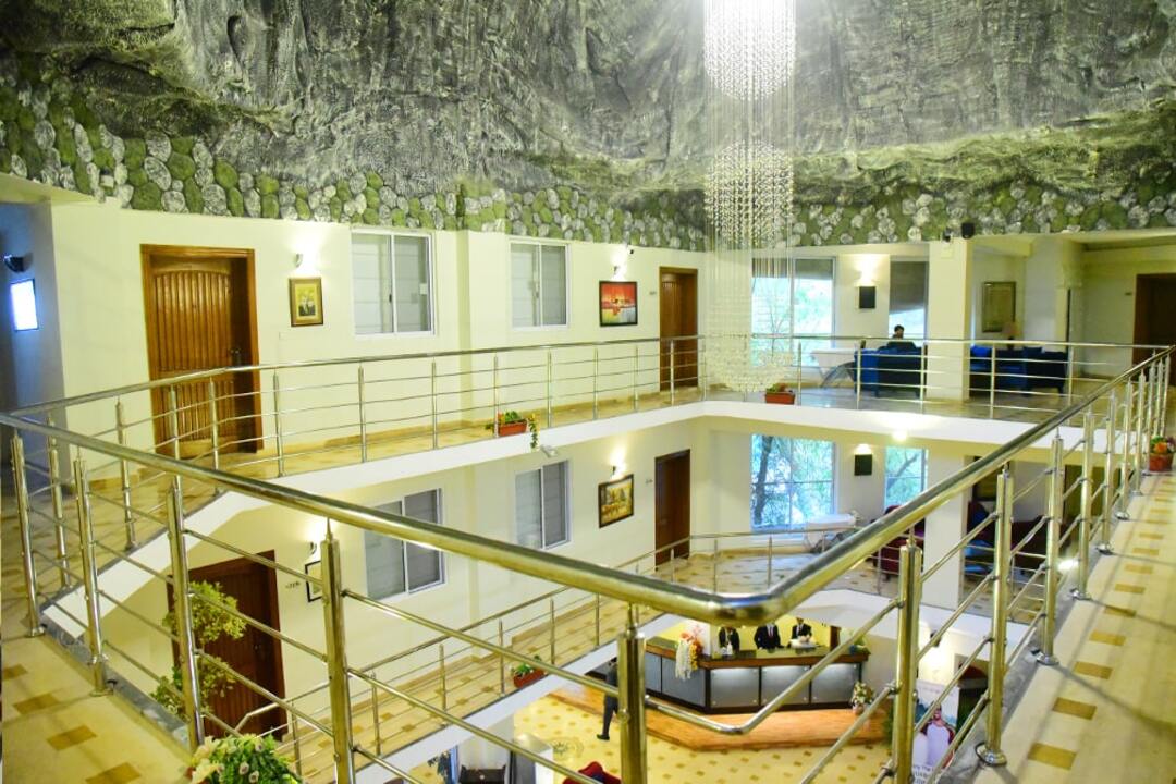 Holiday Grand Resort Bhurban, Murree