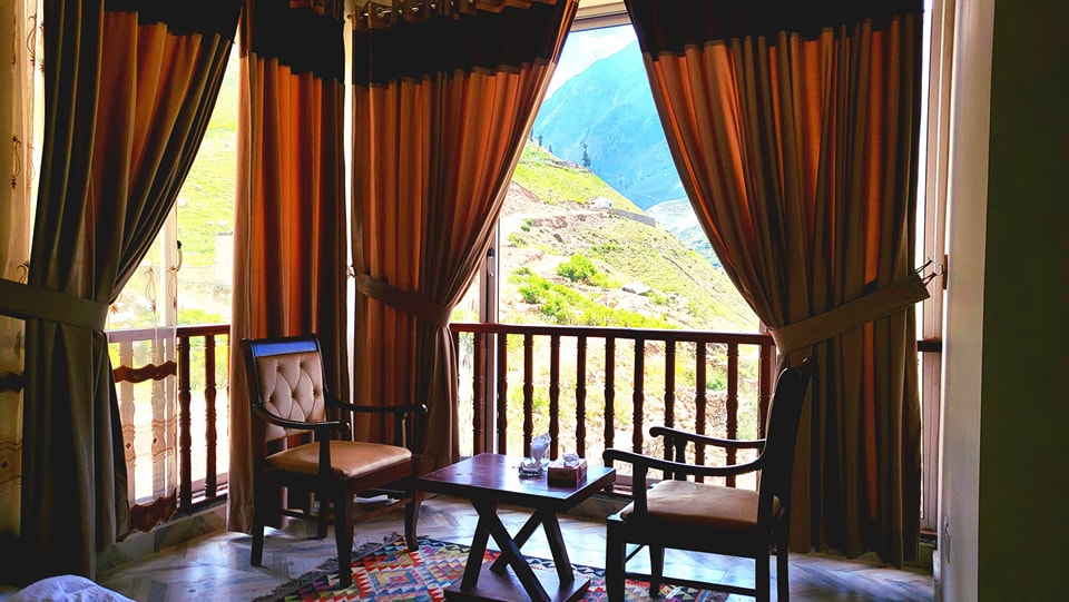 HOTEL 22,  Batakundi