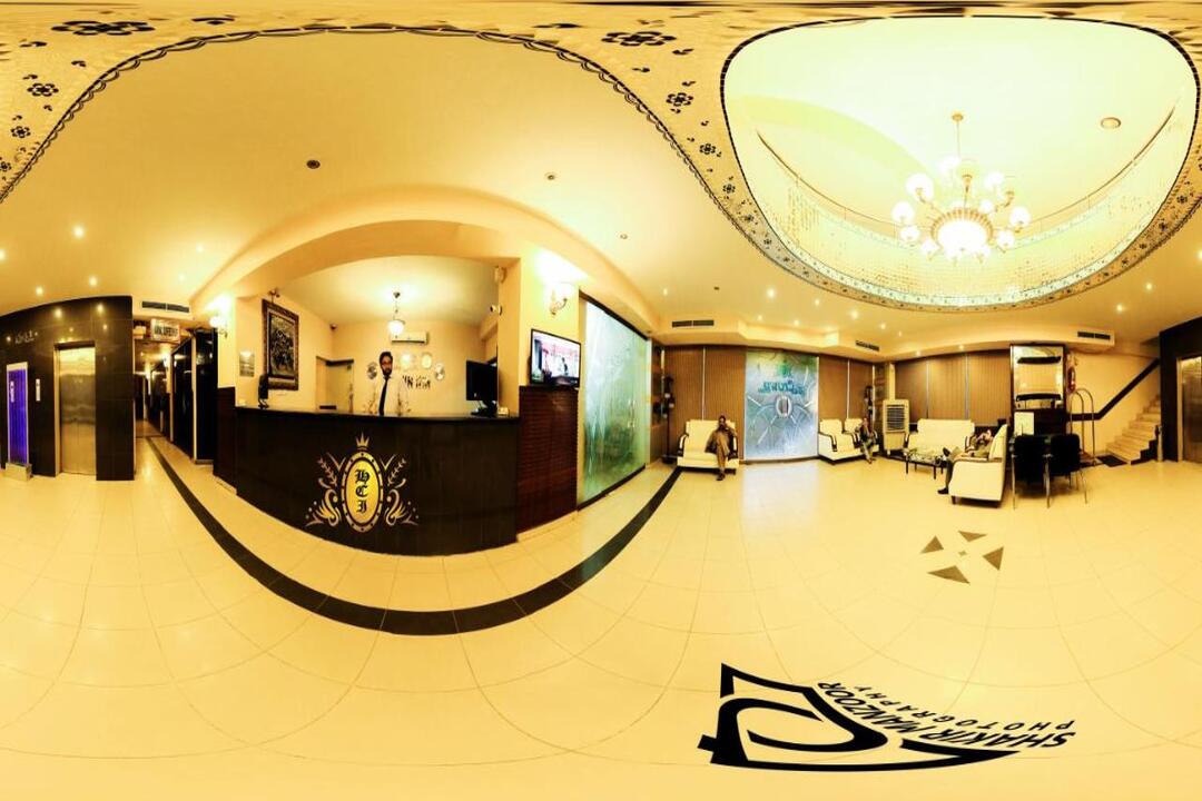 Hotel Crown Inn, Karachi