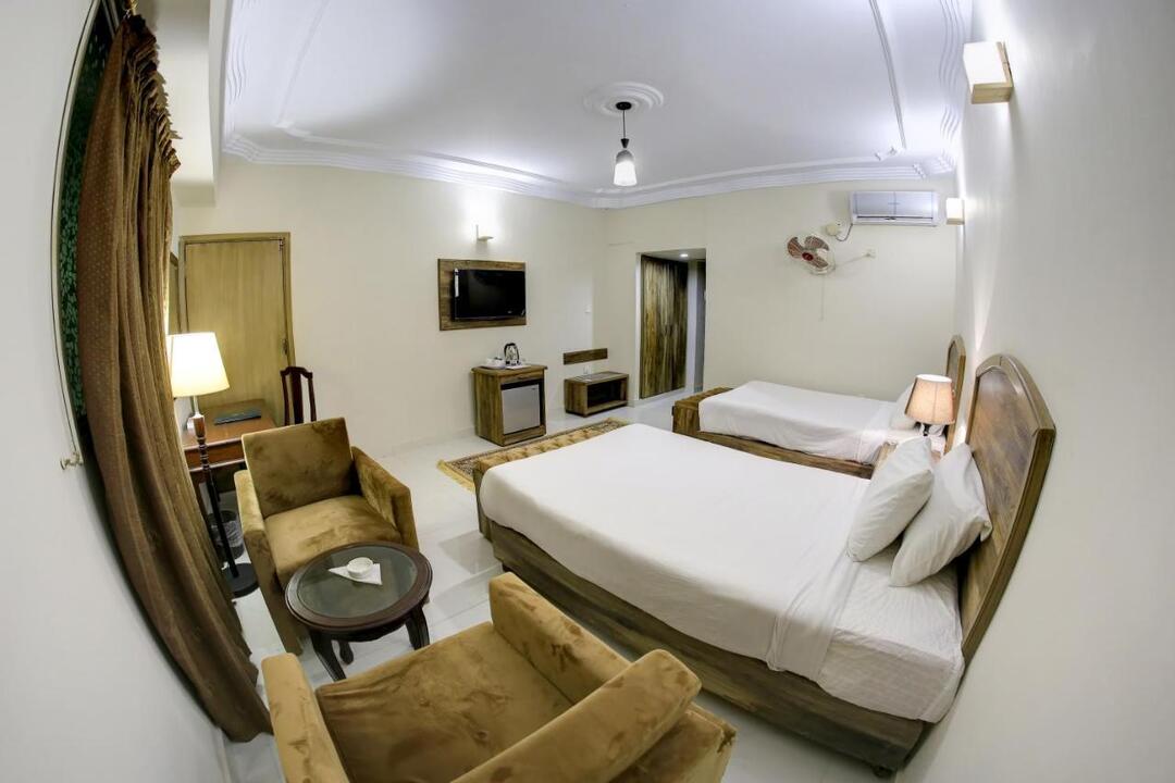 Executive Master or Twin Room
