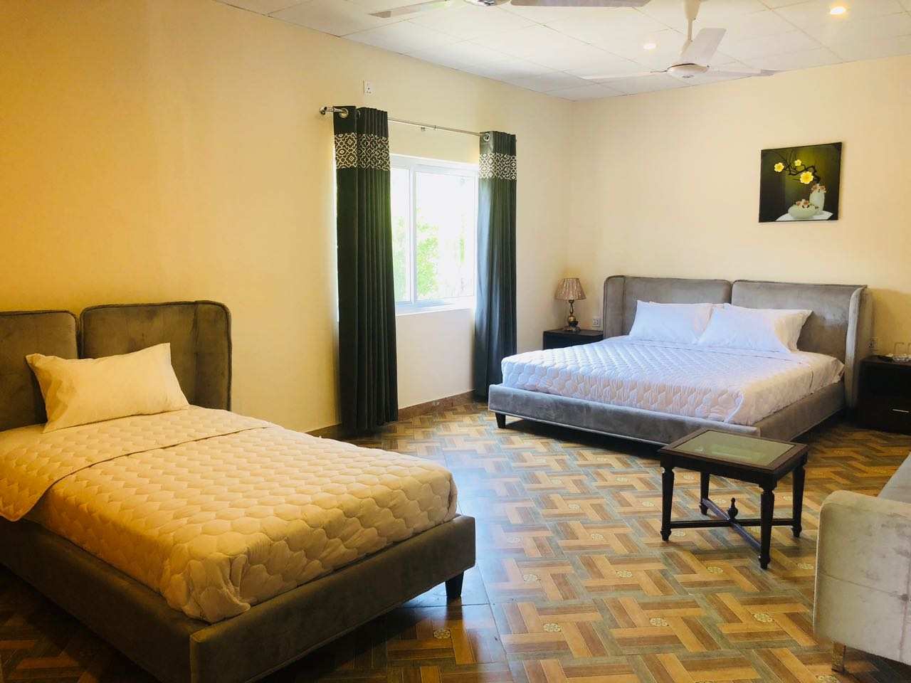 Hotel DeManchi Balakot