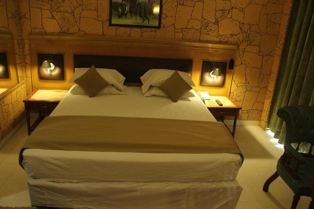Hotel Galaxy Karachi | Best Hotel in Karachi