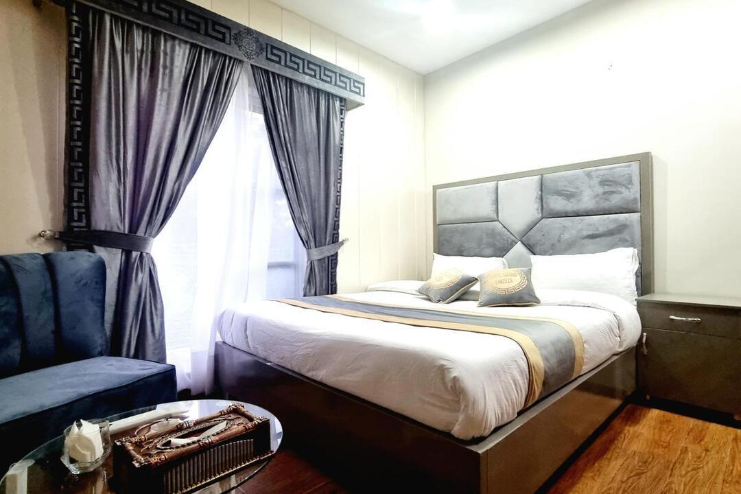 Hotel Grand Pakeeza
