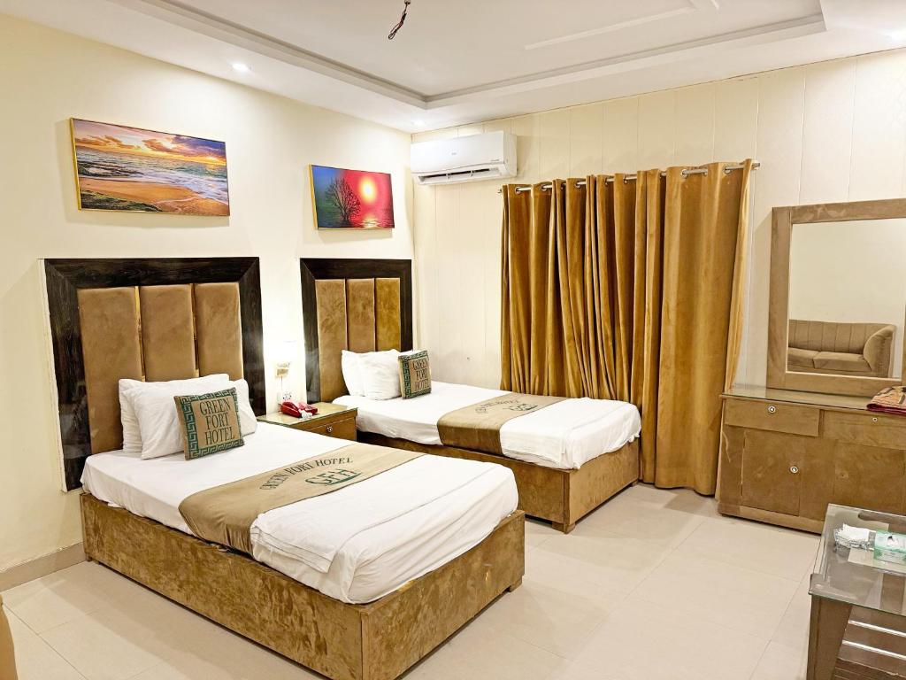 Deluxe Twin Room