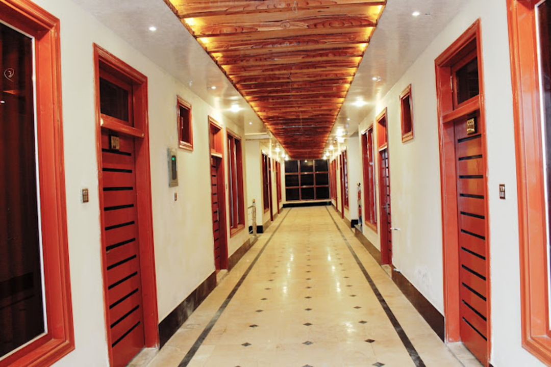 Hotel Malam Jabba Palace