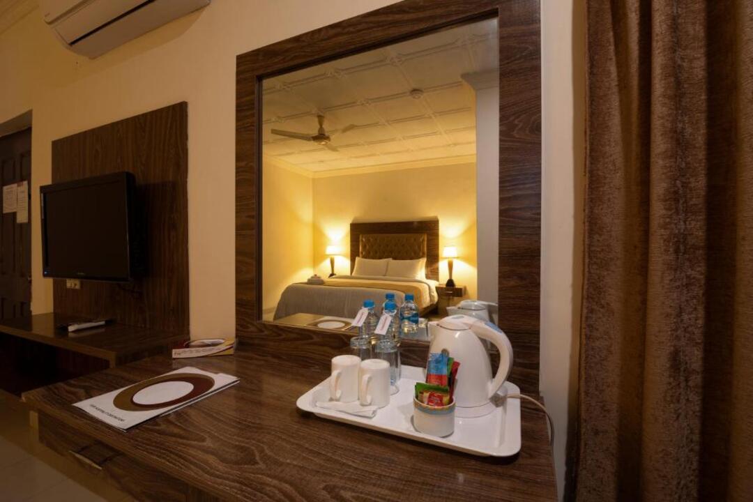 Hotel One Lalazar Multan