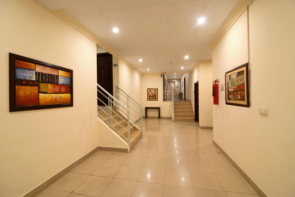 Hotel  One Multan Lalazar