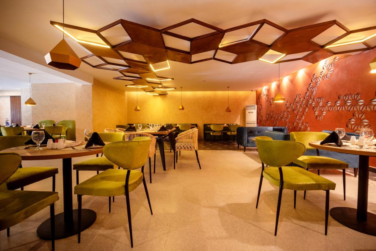 Hotel One Tower Gulberg, Lahore