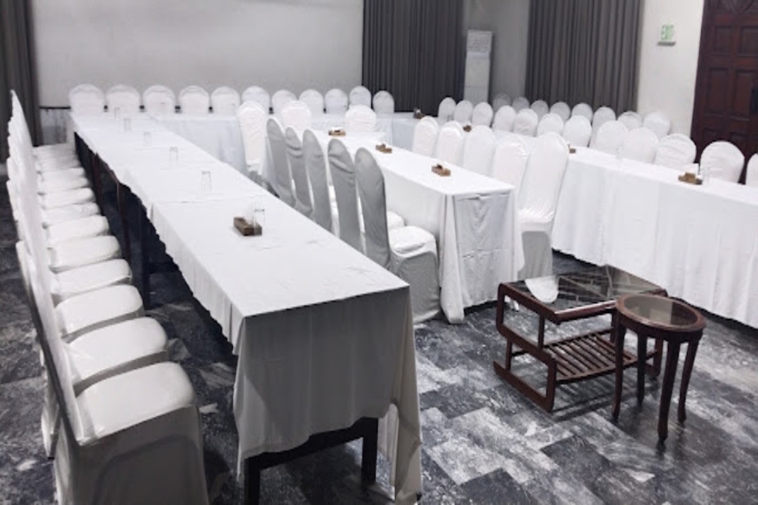 Hotel Pameer