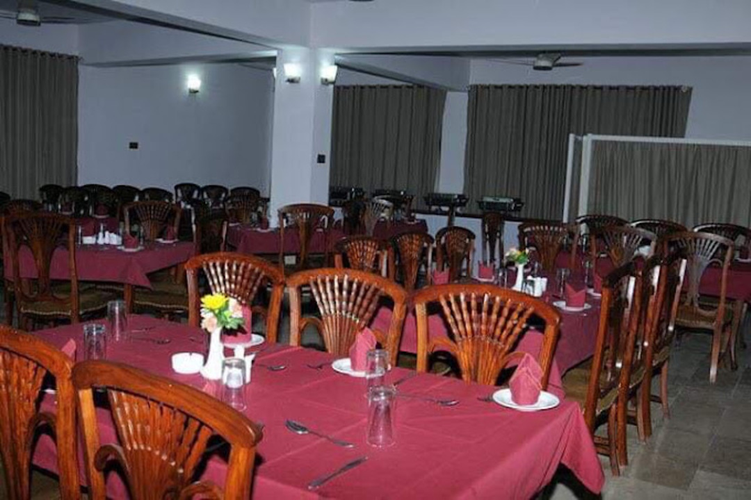 Hotel Pameer