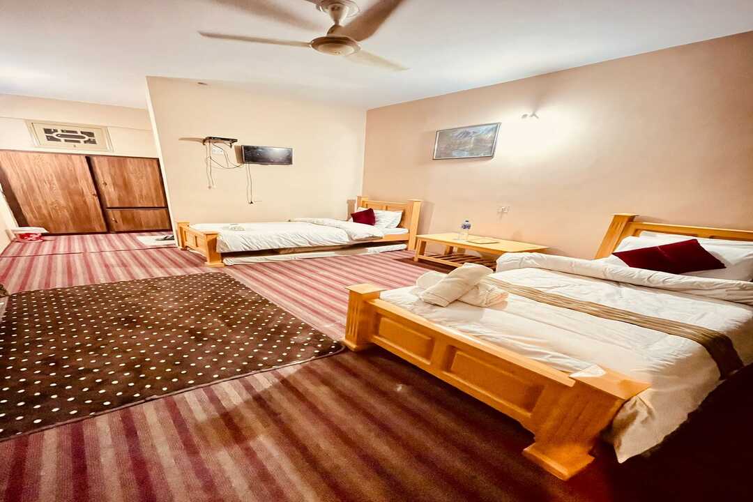 Hotel Royal City Chilas