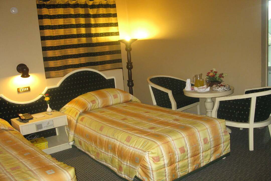 Hotel Sarawan Karachi