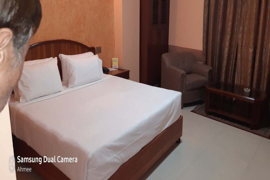 Hotel Sarawan Karachi