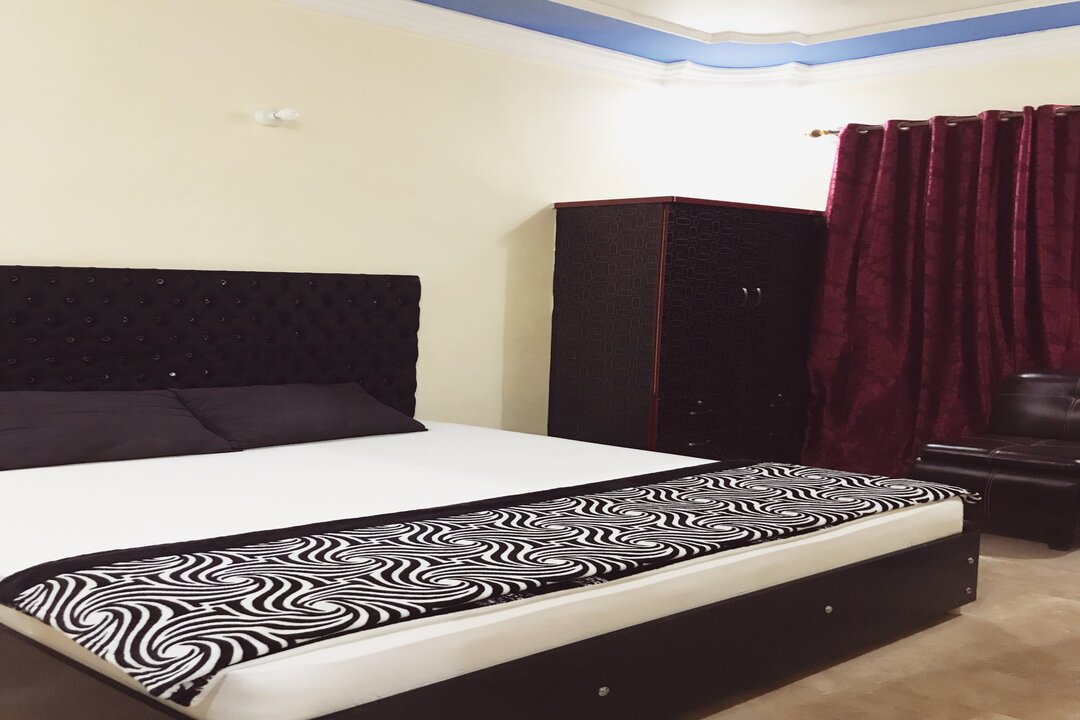 Hotel Second Home, Karachi
