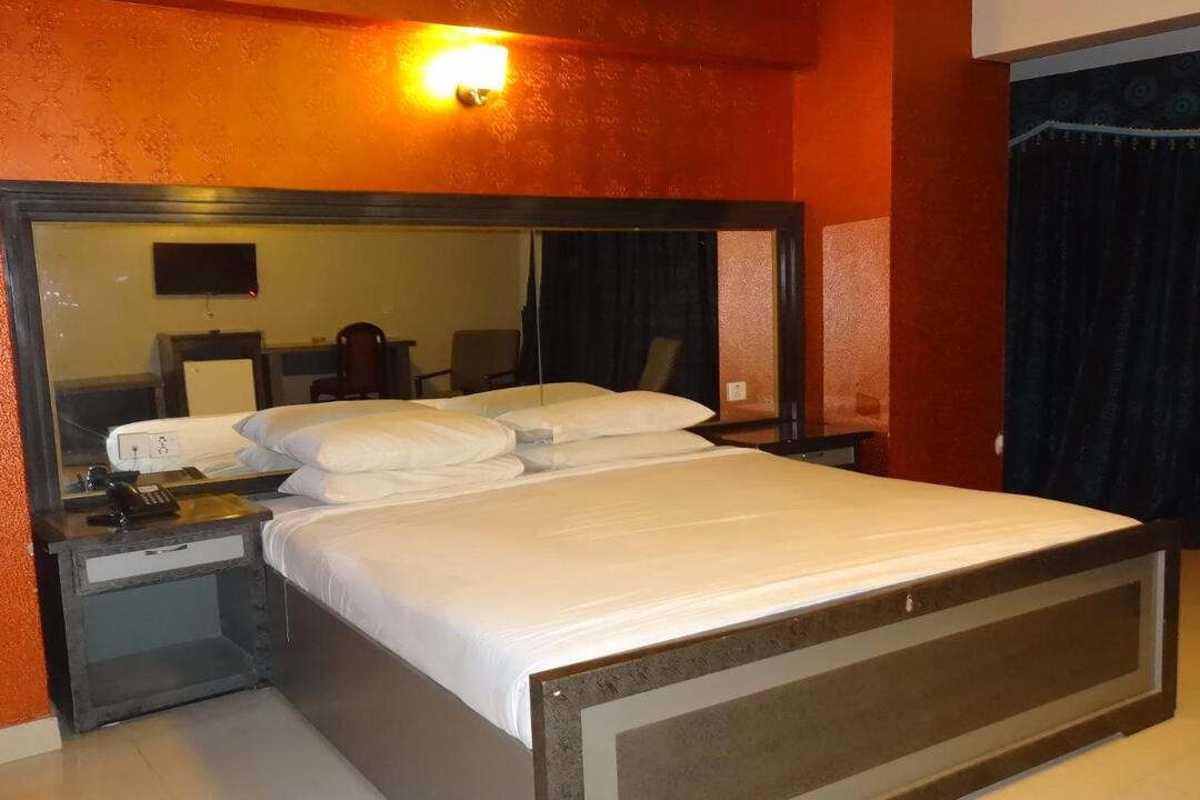 Super Deluxe Room