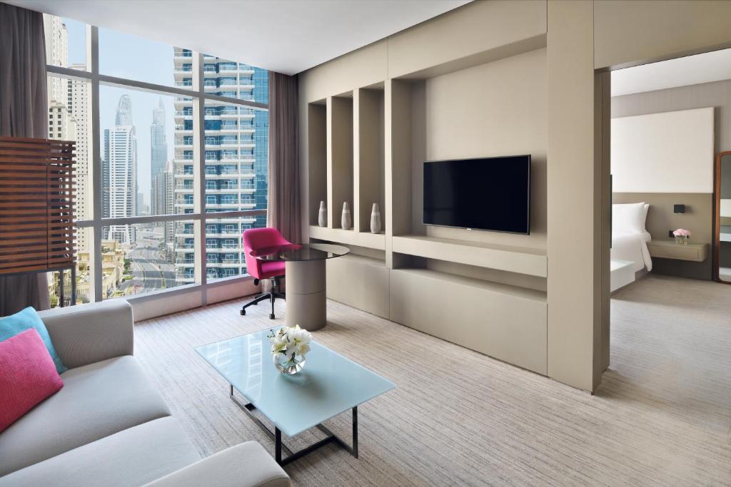 Junior King Suite