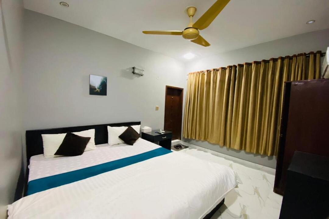 Karachi Inn, Guest House