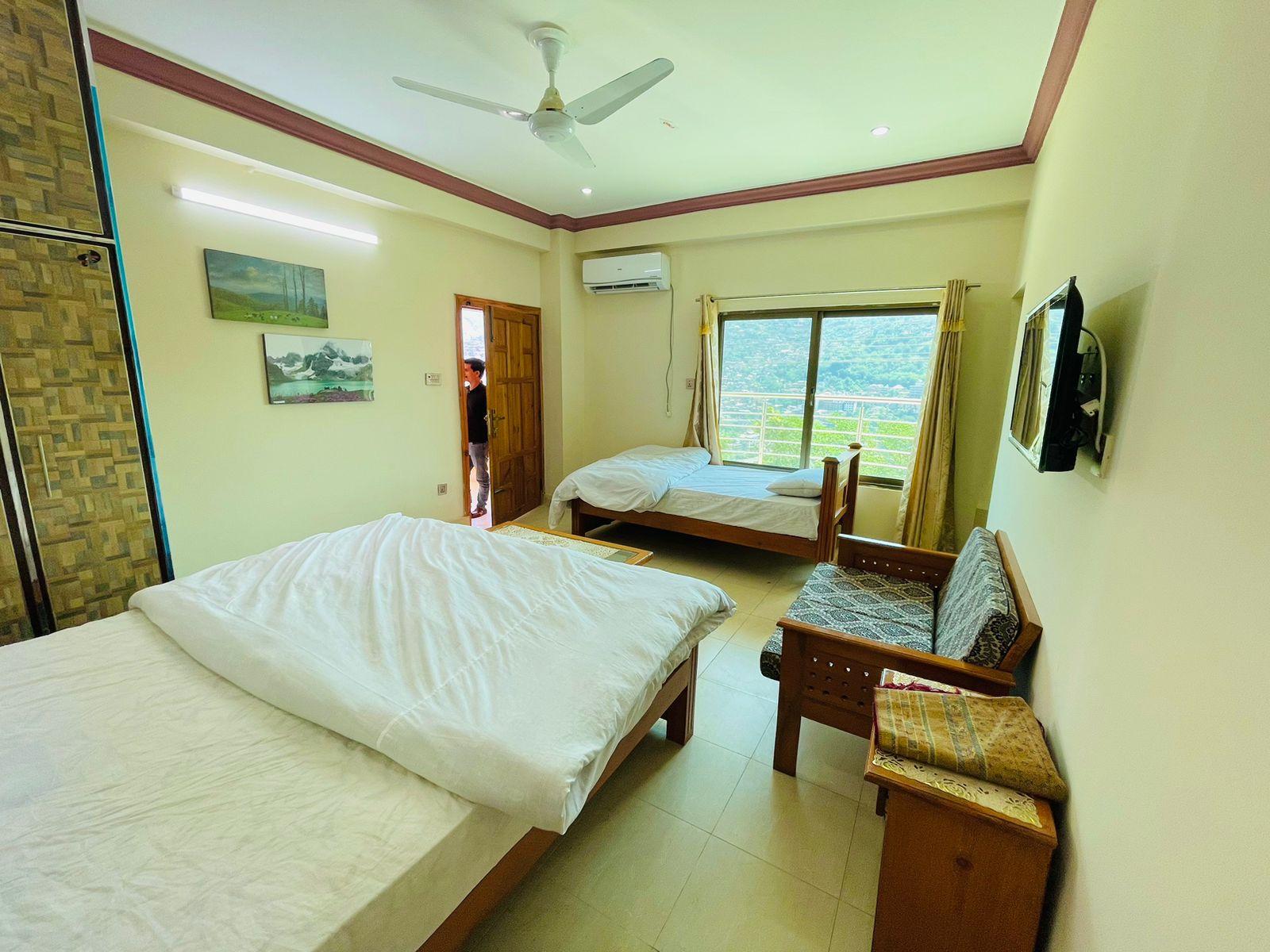 Kashmir Heaven Guest House, Muzaffarabad