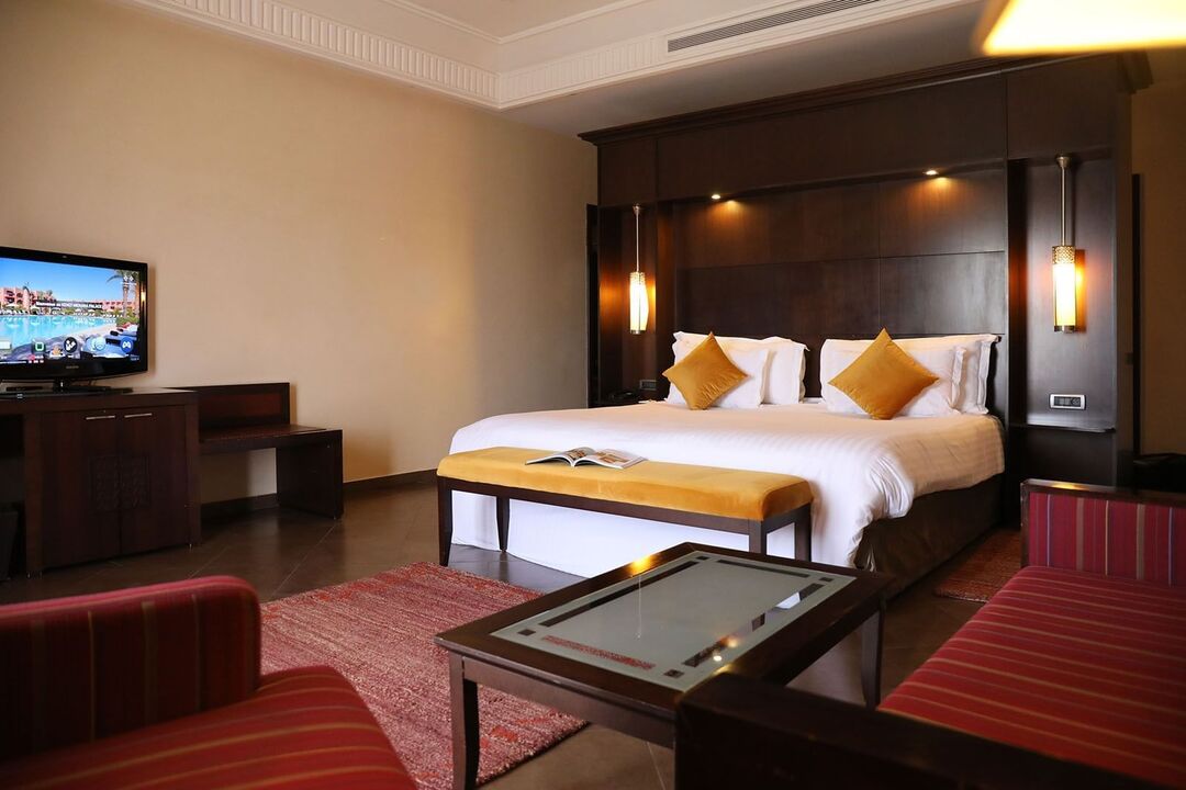 Senior Suite with Pool View
