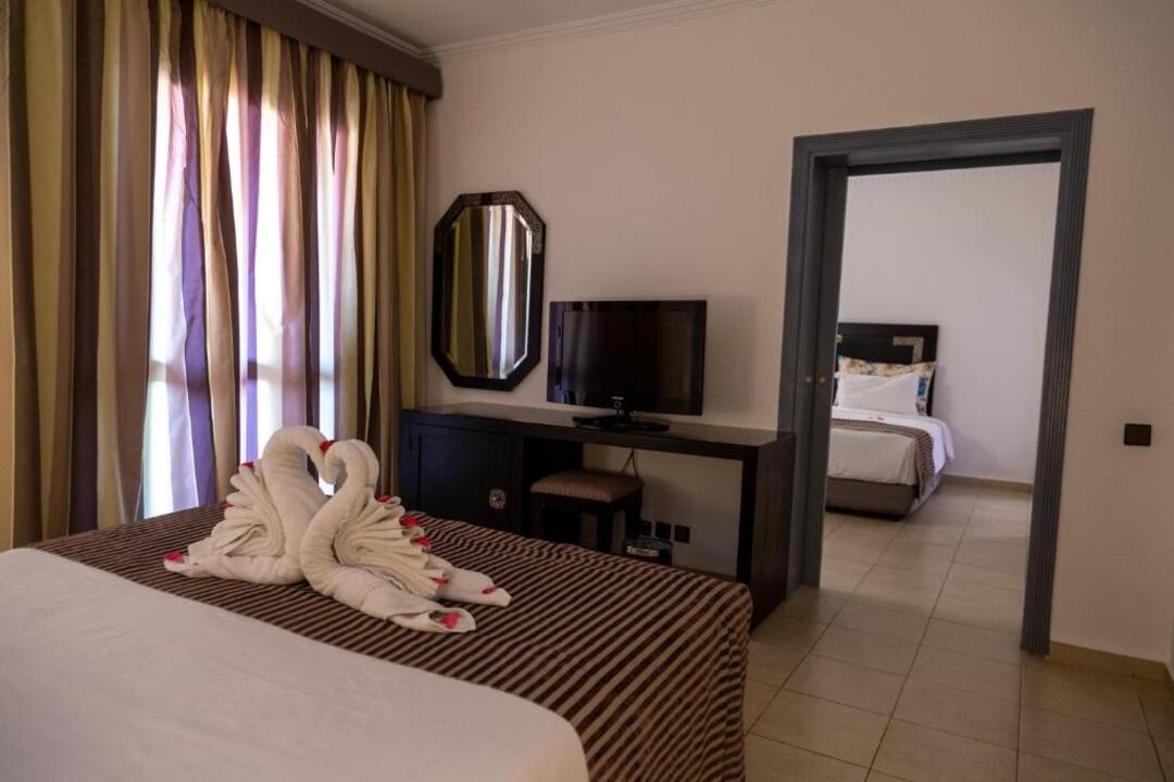Rose Aqua Park Hotel
