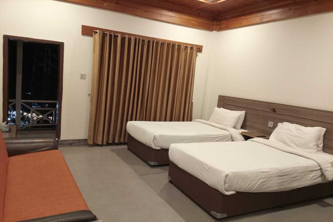 Lalazar Family Resort