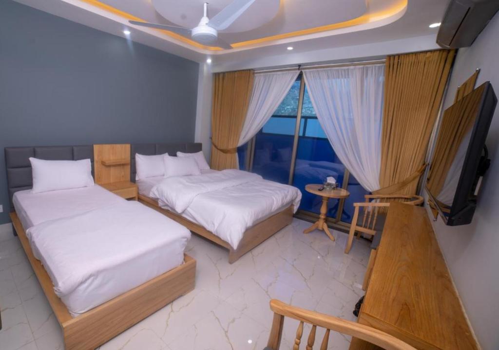 Leading Continental Hotel, Muzaffarabad