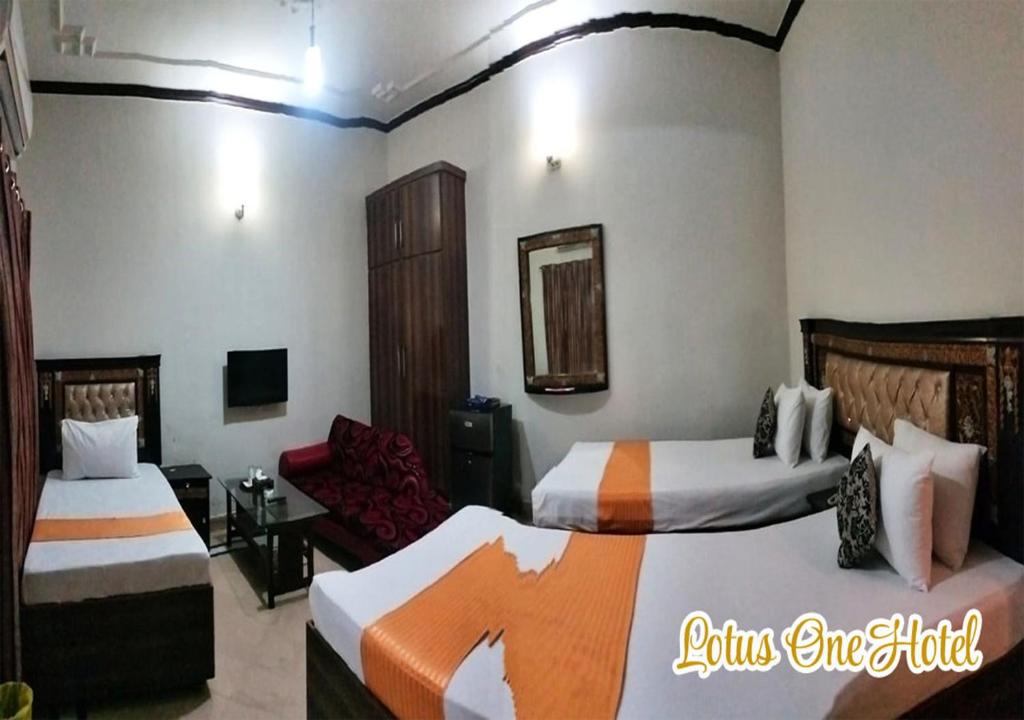 Triple Room